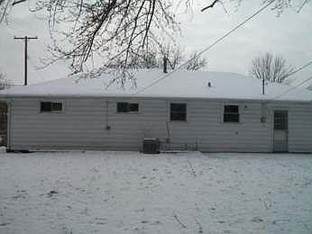 5th image of 1704 S G St