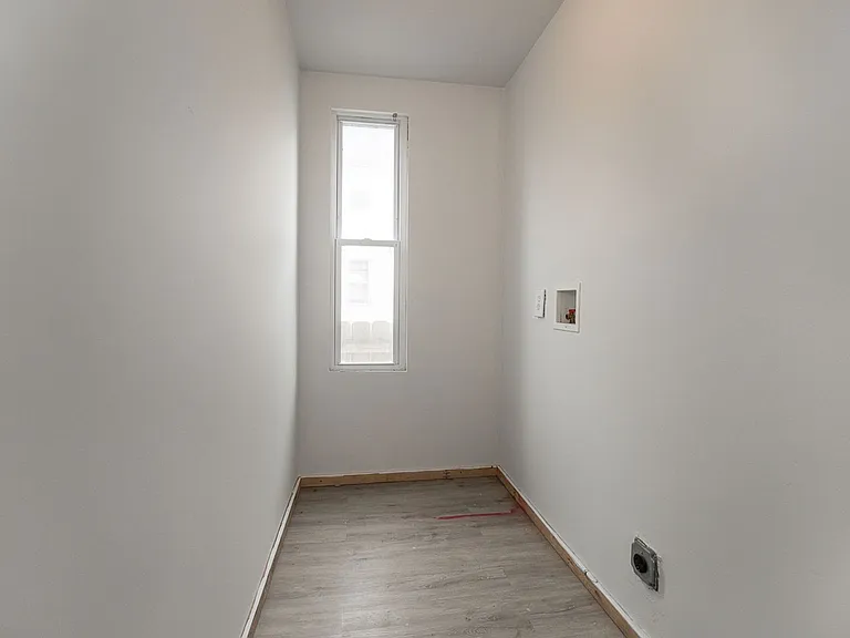 3300 W 54th St — Photo 12