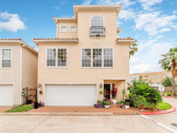 6035 N Arrowana Ln, Houston, TX 77036
