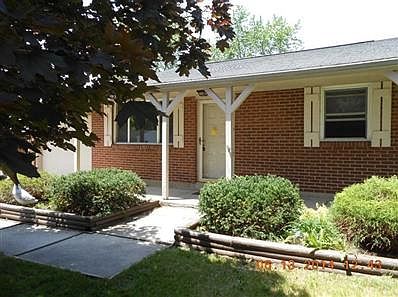 1st image of 212 Surrey Ln