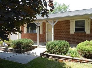 212 Surrey Ln, Greenville, OH 45331
