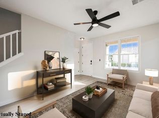 6698 Black Oil Dr, Las Vegas, NV 89122