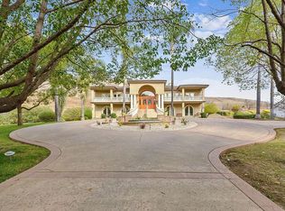 886 Calaveras Ridge Dr, Milpitas, CA 95035