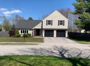 4 Colony Ln, South Portland, ME 04106