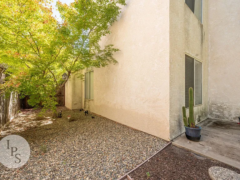 9471 N Whitehouse Dr — Photo 30