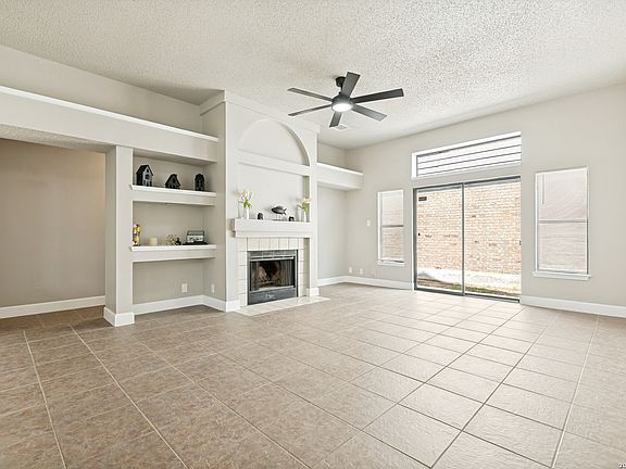 2nd image of 7559 CORIAN PARK DR