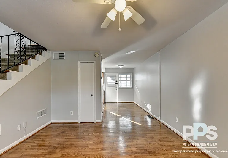 81 E Wesley Rd NE #2 — Photo 10
