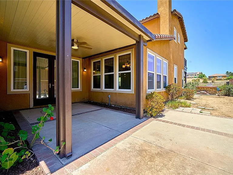 7870 Sanctuary — Photo 37