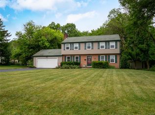 726 Willowbrook Rd, Coopersburg, PA 18036