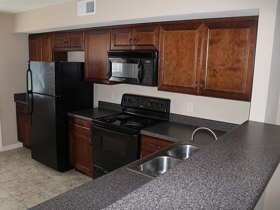 3rd image of 2280 McCormick Ln APT F