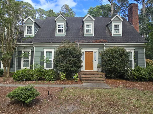 6401 Barbour Lake Rd, Fayetteville, NC 28306
