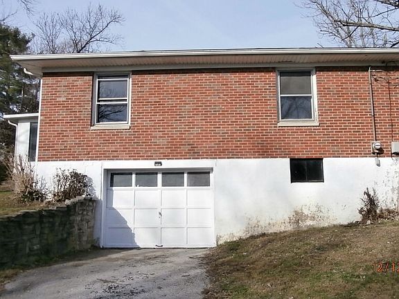 4th image of 154 Beaumont Ave