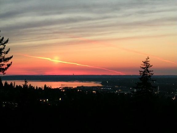 Gorgeous Bay and City at Sunset