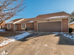 514 Hillcrest Ave, Nixa, MO 65714