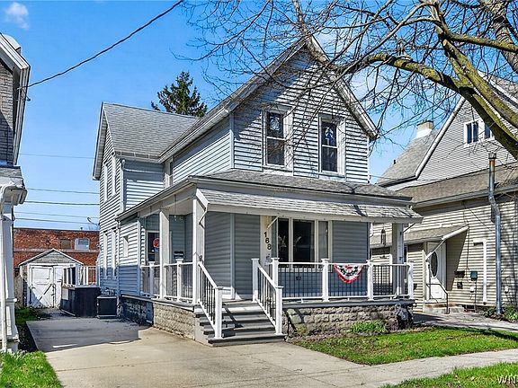 2nd image of 168 Dearborn St