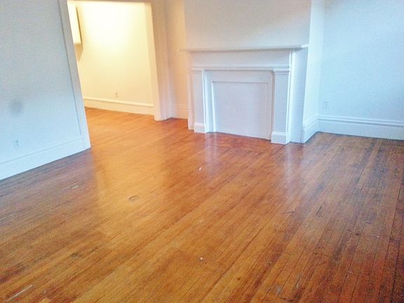 4th image of 238 Saint James Pl APT 2