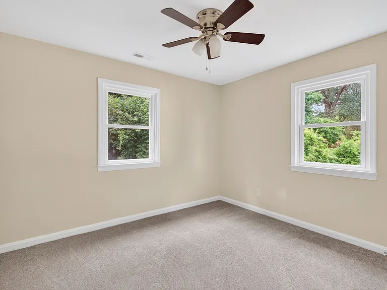 5902 Marshall Ave — Photo 7