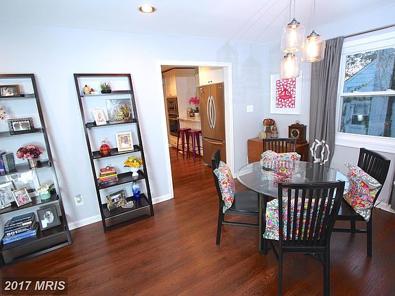 4th image of 4214 Brookfield Dr