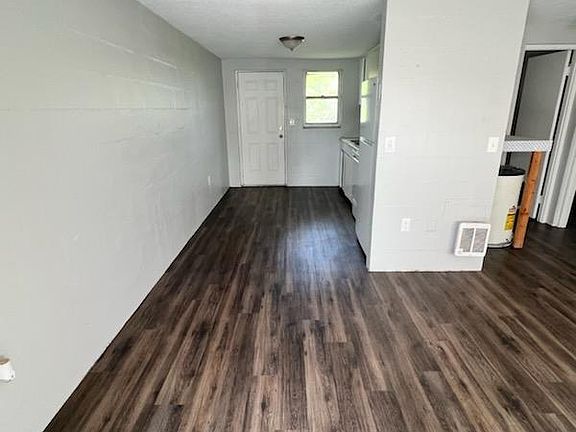 2nd image of 522 10th St W #C