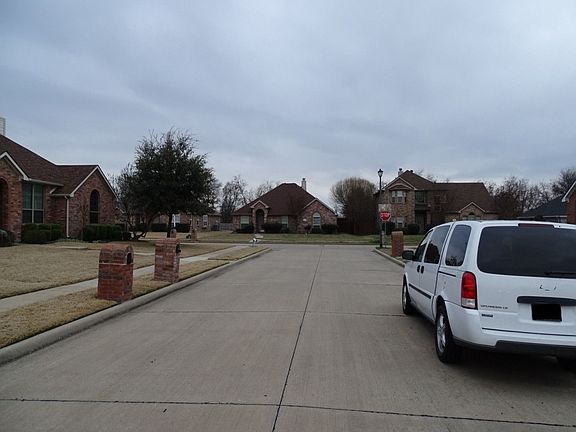 5th image of 1306 Red River Dr
