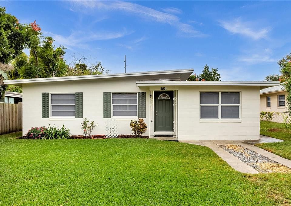 1st image of 601 OLOLU DRIVE