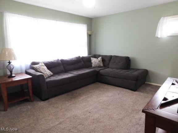 2nd image of 521 Holly Dr