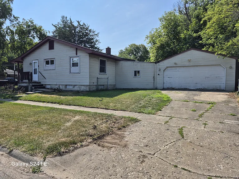 Kellar Ave — Photo 2