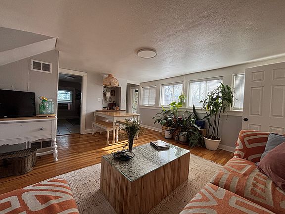 2nd image of 4450 Lowell Blvd