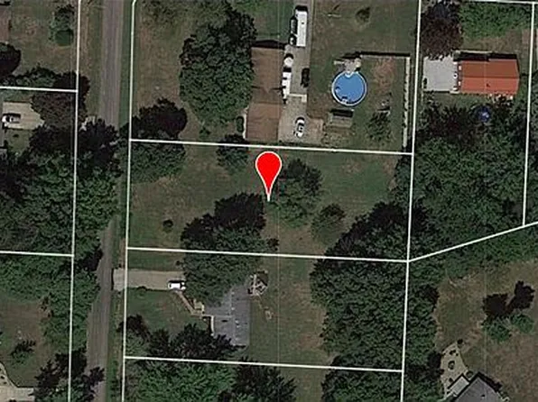 Springdale Rd, Uniontown, OH 44685