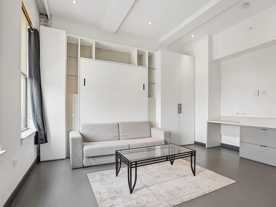 810 Gibson Residences