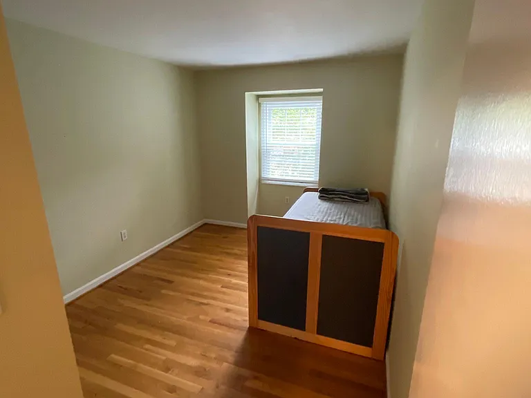 3891 Chain Bridge Rd — Photo 7