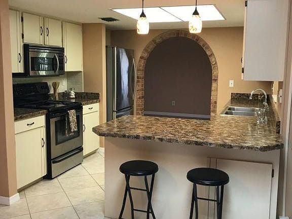 2nd image of 1058 Kimberly Ct