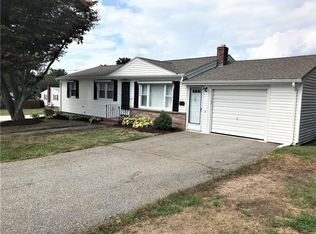 11 Stony Brook Dr, Cranston, RI 02920