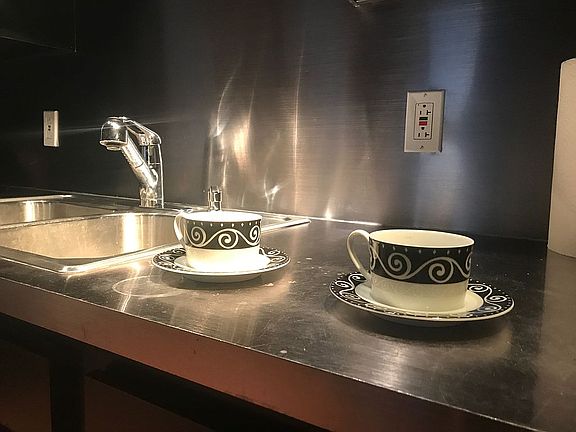 4th image of 510 Delaware St APT 209