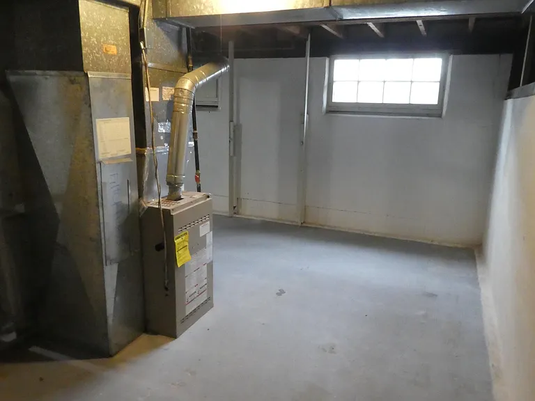 2333 SE Tacoma St — Photo 31