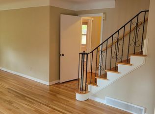 4511 Chestnut Rd, Independence, OH 44131