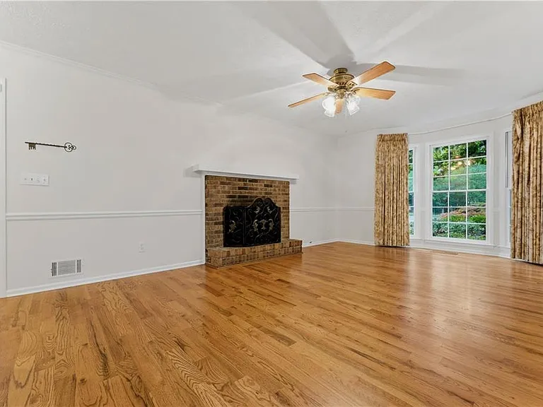 1407 Independence Way — Photo 4
