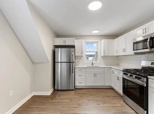 31 Court St, Lowell, MA 01852