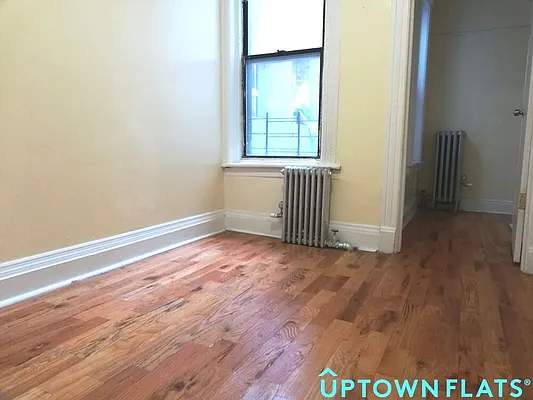 Rented by Uptown Flats LLC | media 12