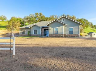 30150 Horsethief Dr, Tehachapi, CA 93561