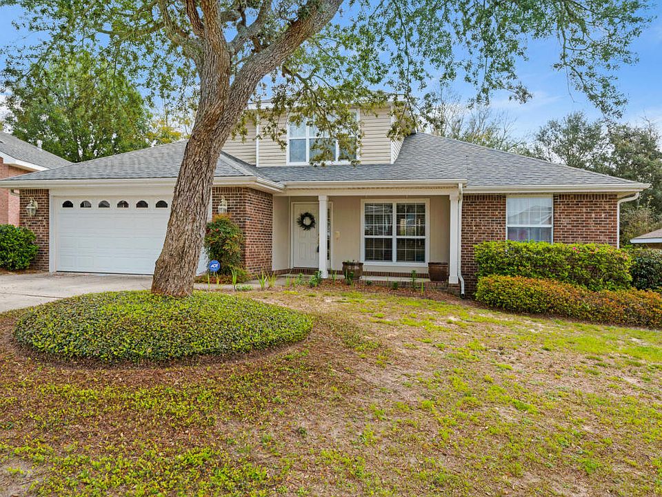 1st image of 304 Arbor Gln