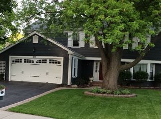 511 Buckingham Rd, Mundelein, IL 60060