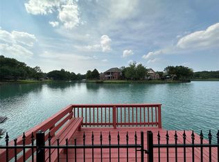 215 Bay Bridge Dr, Sugar Land, TX 77478