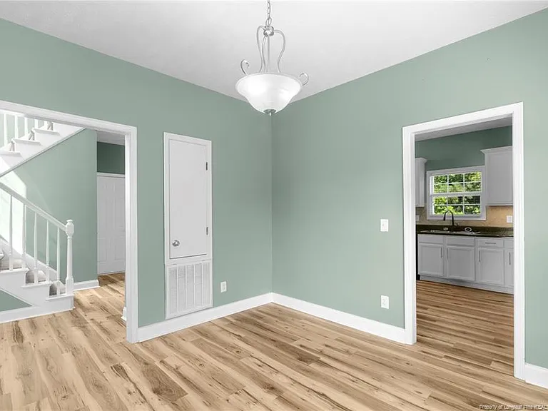 1621 Ellie Ave — Photo 8