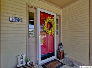1098 Kerr Dr SE, Huntsville, AL 35803