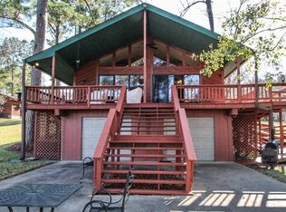 301 Indian Creek Dr, Coldspring, TX 77331