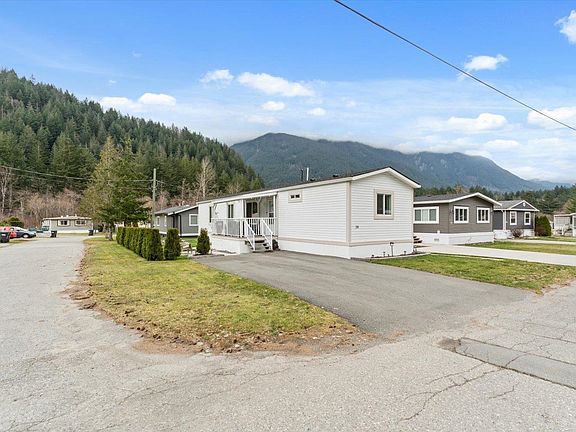2nd image of 65367 Kawkawa Lake Rd #58
