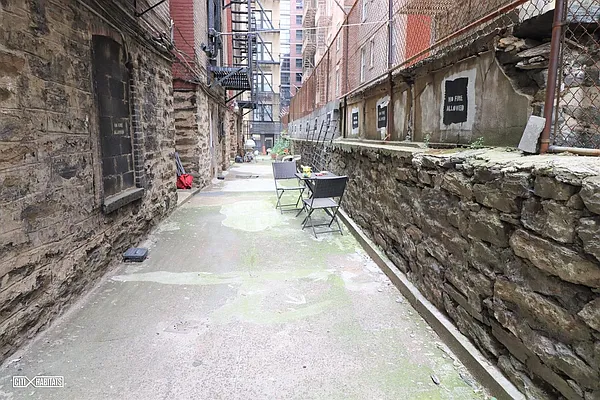 Rented by Citi Habitats | media 29