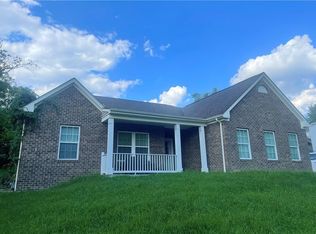 15 Ridge Rd, Pittsburgh, PA 15221