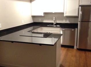 11811 Lake Ave APT 304, Lakewood, OH 44107